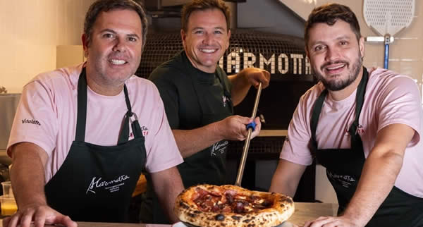 Marmotta Pasta & Bar abre no Itaim Bibi com pizzas de longa fermentação, massas artesanais e coquetelaria italiana assinada por chefs renomados.