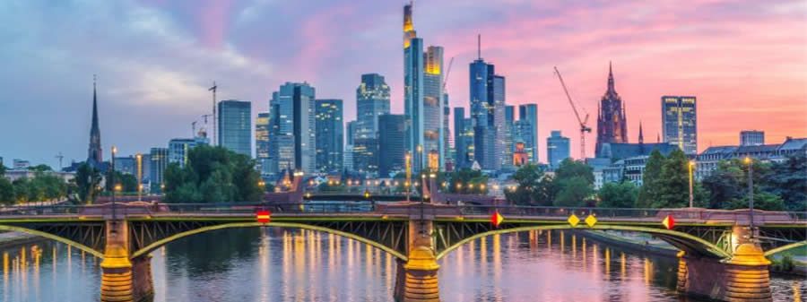 Frankfurt além do skyline: história, bairros e sabores que revelam a alma da cidade